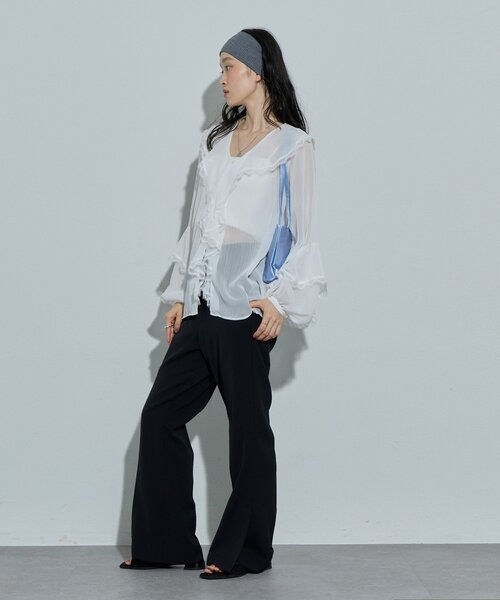 DISCOAT（ディスコート）の「【Noka】バーティカルフリルブラウス《WEB限定》（シャツ/ブラウス・レディース・ブラック/オフホワイト/サックスブルー・FREE）」の21枚目の写真