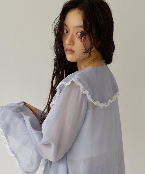 DISCOAT（ディスコート）の「【Noka】バーティカルフリルブラウス《WEB限定》（シャツ/ブラウス・レディース・ブラック/オフホワイト/サックスブルー・FREE）」の12枚目の写真