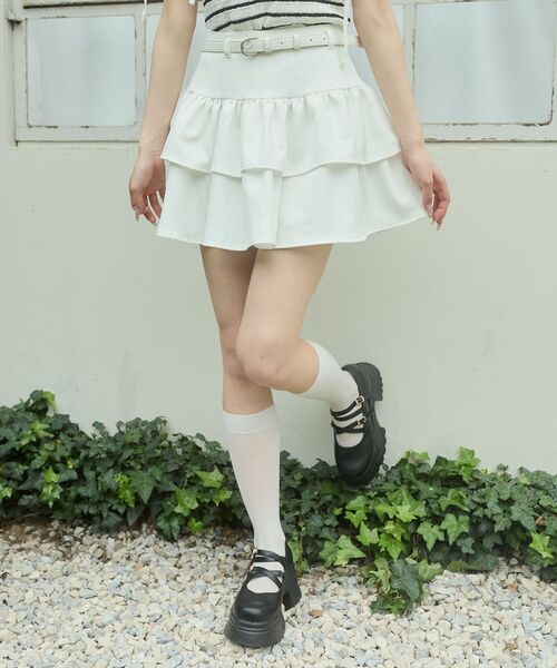 MAJESTIC LEGON(マジェスティックレゴン)の「ベルト付きキラキラフリルスカパン(スカート・レディース・ブラック/アイボリー/グレー・MEDIUM)」の7枚目の写真
