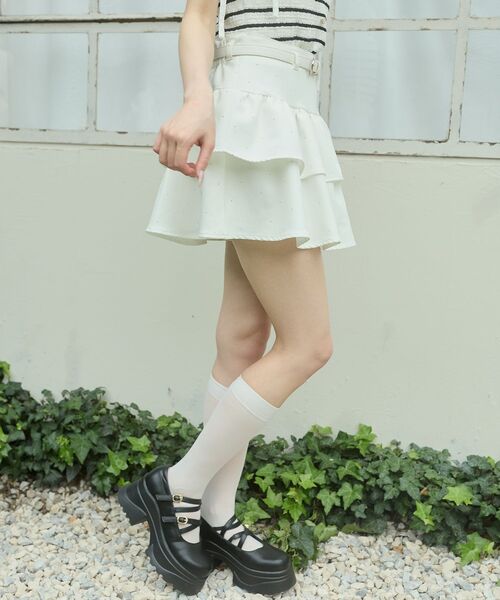 MAJESTIC LEGON(マジェスティックレゴン)の「ベルト付きキラキラフリルスカパン(スカート・レディース・ブラック/アイボリー/グレー・MEDIUM)」の8枚目の写真