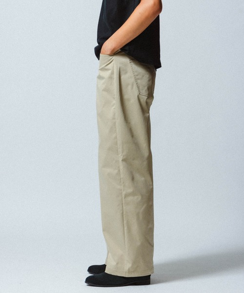 THE BOLDMAN(ザ ボールドマン)の「Buggy Chino Slacks / バギーチノスラックス(チノパンツ・メンズ・ベージュ/ブラック・MEDIUM/LARGE)」の9枚目の写真