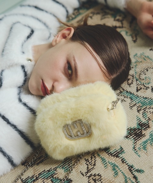 JILL by JILL STUART（ジルバイジルスチュアート）の「Wink J フェイクファーポシェット（ショルダーバッグ・レディース・ホワイト/イエロー/モカ/ピンク/ベージュ系その他・FREE）」の4枚目の写真