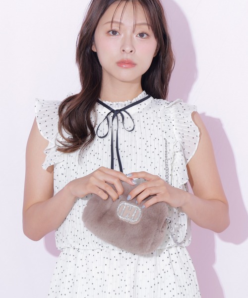 JILL by JILL STUART（ジルバイジルスチュアート）の「Wink J フェイクファーポシェット（ショルダーバッグ・レディース・ホワイト/イエロー/モカ/ピンク/ベージュ系その他・FREE）」の13枚目の写真