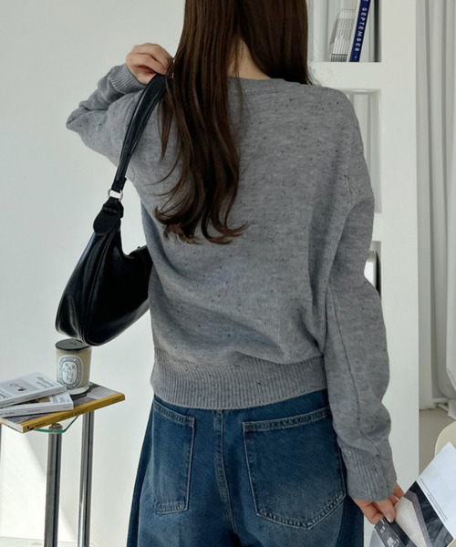 Ada.(エイダ)の「ベーシック メランジ クルーネック ニットカーディガン(カーディガン/ボレロ・レディース・レッド/グレー/アイボリー・FREE)」の17枚目の写真