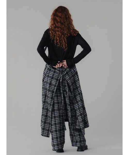 ELCHELE(エルチェレ)の「DAMAGE CHECK PANTS(その他パンツ・レディース・ブラック/ブラウン系その他2・36/38)」の16枚目の写真