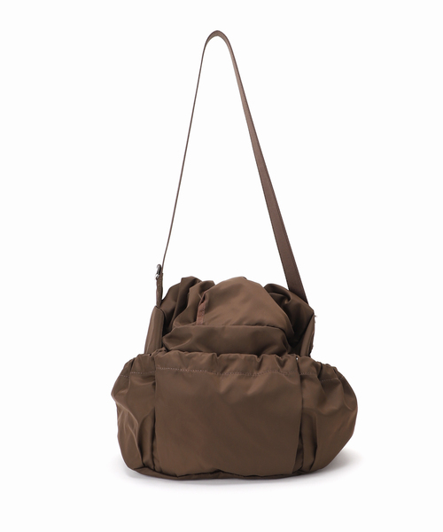 IENA(イエナ)の「《WEB限定》NOMADIS/ノマディス SQUASH バッグ 82-N239-0(ショルダーバッグ・レディース・キャメル/ブラック・FREE)」の13枚目の写真