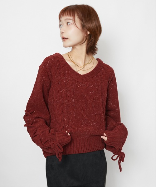 GORGE(ゴージ)の「ラメモール 袖レースアップケーブルニット|全4色(ニット/セーター・レディース・チャコール/オフホワイト/ボルドー/グレー・F)」の4枚目の写真