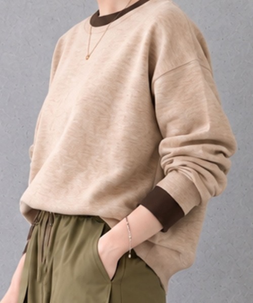 aquagarage(アクアガレージ)の「接結バイカラニットトップス(ニット/セーター・レディース・グレイッシュベージュ/グレー/ネイビー・FREE)」の22枚目の写真