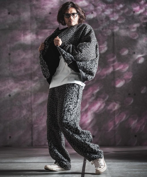 GLIMCLAP(グリムクラップ)の「mp15498-Dual-Leopard Shaggy Wide-Straight Pants トラックパンツ(212-047-gla-cg)(その他パンツ・メンズ・ベージュ/グレー・L/M/S)」の13枚目の写真