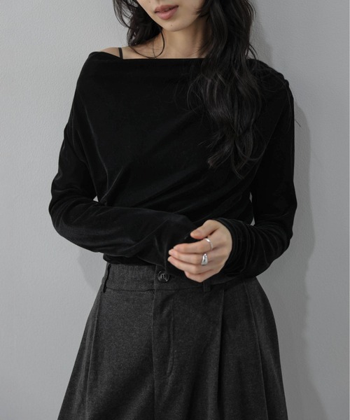 AMELY（エミリー）の「ドレープカットソー/ギャザー/長袖/トップス/光沢感/無地/シック（Tシャツ/カットソー・レディース・モカ/ブラック/ブラウン・フリー）」の7枚目の写真