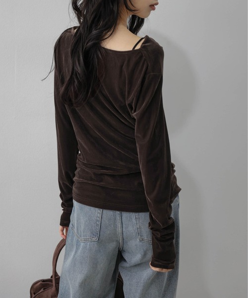 AMELY（エミリー）の「ドレープカットソー/ギャザー/長袖/トップス/光沢感/無地/シック（Tシャツ/カットソー・レディース・モカ/ブラック/ブラウン・フリー）」の11枚目の写真