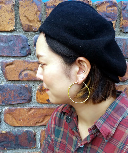 lala Born（ララボーン）の「【lalaBorn/ララボーン】5cm フープピアス（ピアス（両耳用）・レディース・ラベンダー/イエロー/オレンジ/ゴールド/ブルー/シルバー/ブラック/ホワイト/グリーン/ピンク/レッド・FREE）」の11枚目の写真