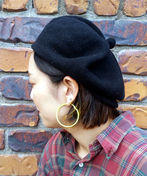 lala Born（ララボーン）の「【lalaBorn/ララボーン】5cm フープピアス（ピアス（両耳用）・レディース・ラベンダー/イエロー/オレンジ/ゴールド/ブルー/シルバー/ブラック/ホワイト/グリーン/ピンク/レッド・FREE）」の7枚目の写真