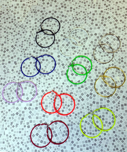 lala Born（ララボーン）の「【lalaBorn/ララボーン】5cm フープピアス（ピアス（両耳用）・レディース・ラベンダー/イエロー/オレンジ/ゴールド/ブルー/シルバー/ブラック/ホワイト/グリーン/ピンク/レッド・FREE）」の15枚目の写真