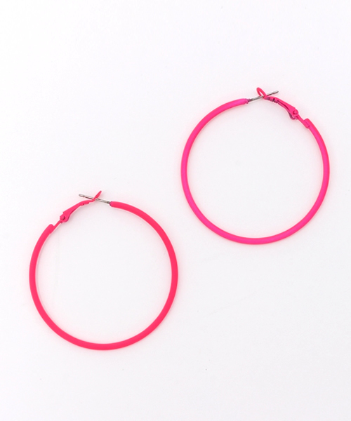 lala Born（ララボーン）の「【lalaBorn/ララボーン】5cm フープピアス（ピアス（両耳用）・レディース・ラベンダー/イエロー/オレンジ/ゴールド/ブルー/シルバー/ブラック/ホワイト/グリーン/ピンク/レッド・FREE）」の8枚目の写真