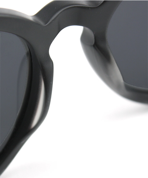 RAEN サングラス FLOWERS ALEX KNOST BEAMS（ビームス）の「RAEN / FLOWERS by Alex Knost POLARIZED