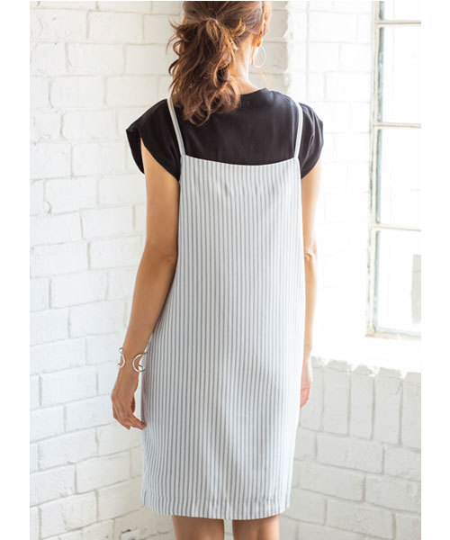 STYLE DELI(スタイルデリ)の「タック入りストライプ柄キャミワンピース(ワンピース・レディース・アイボリー/カーキ・MEDIUM)」の9枚目の写真