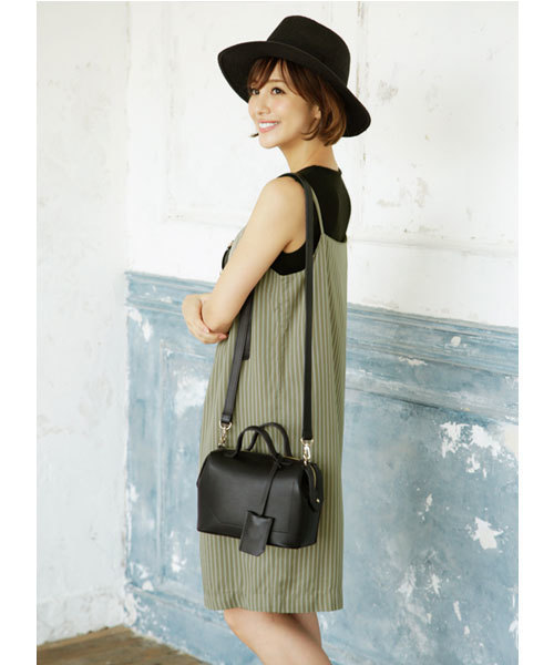 STYLE DELI(スタイルデリ)の「タック入りストライプ柄キャミワンピース(ワンピース・レディース・アイボリー/カーキ・MEDIUM)」の17枚目の写真