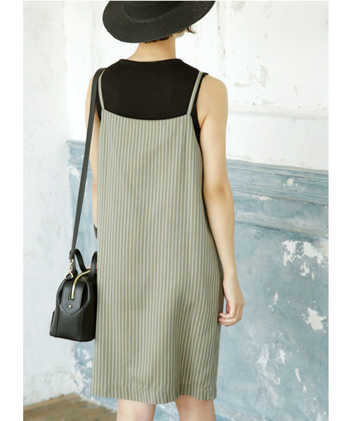 STYLE DELI(スタイルデリ)の「タック入りストライプ柄キャミワンピース(ワンピース・レディース・アイボリー/カーキ・MEDIUM)」の20枚目の写真