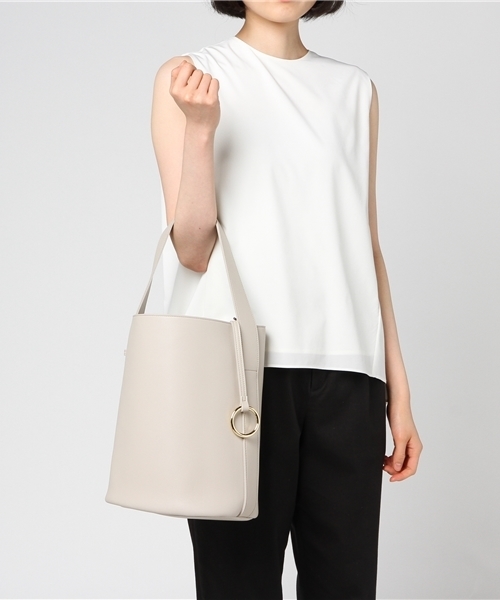 STUDIOUS（ステュディオス）の「【STUDIOUS】2WAYバケツショルダーバッグ（ボストンバッグ・レディース・グレー/ブラック・FREE）」の8枚目の写真