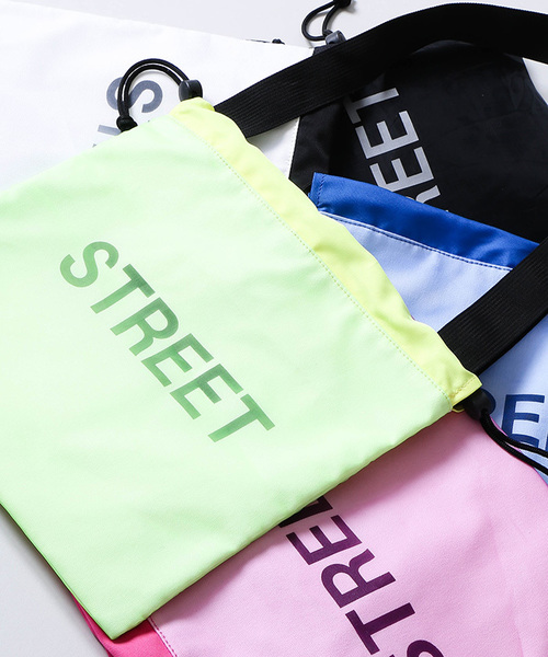 WEGO（ウィゴー）の「WEGO/シアーロゴサコッシュ（ショルダーバッグ・レディース・ブルー/ピンク/ホワイト/イエロー/ブラック・FREE）」の5枚目の写真