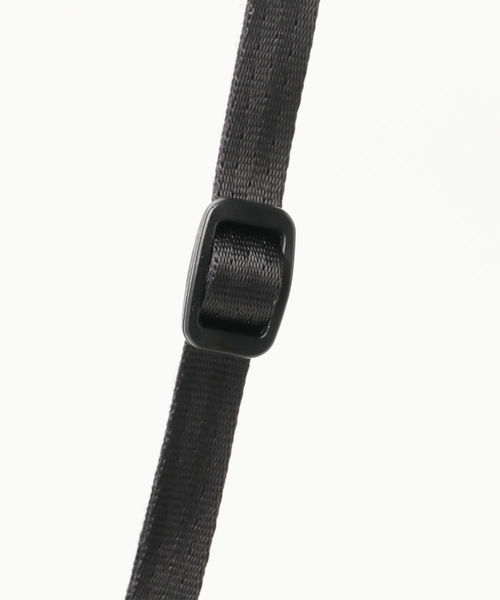 WILD THINGS(ワイルドシングス)の「WILD THINGS × BEAMS / 別注 X-Pac サコッシュ M(ショルダーバッグ・メンズ・ブラック/ブルー/パープル/オレンジ・ONE SIZE)」の11枚目の写真