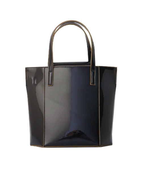 Luz Llena（ラズレナ）の「パテントスクエアショルダーバッグ（ショルダーバッグ・レディース・ブラック/パープル/ピンクベージュ・ﾌﾘ-）」の13枚目の写真