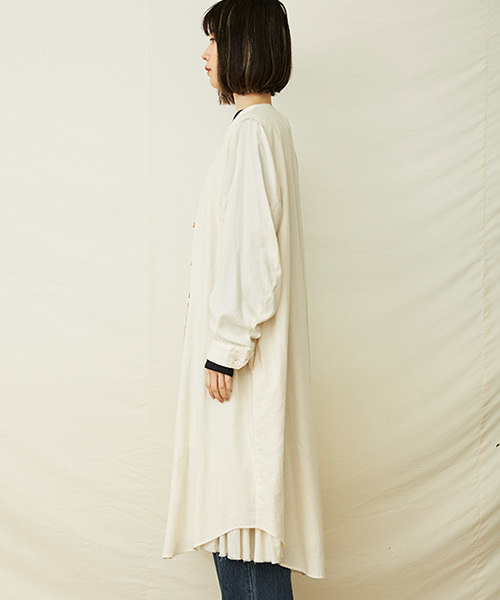 IKKUNA(イクナ)の「shirt coat/シャツコート(その他アウター・レディース・ブラック/マスタード/キナリ・1)」の5枚目の写真