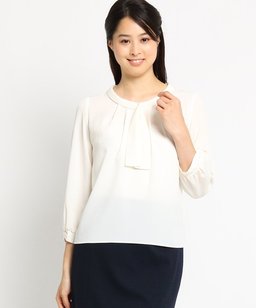 Sunauna(スーナウーナ)の「【洗える】ジョーゼットボウタイブラウス(シャツ/ブラウス・レディース・オフホワイト/ブラック/ライトパープル・34/38/40)」の4枚目の写真