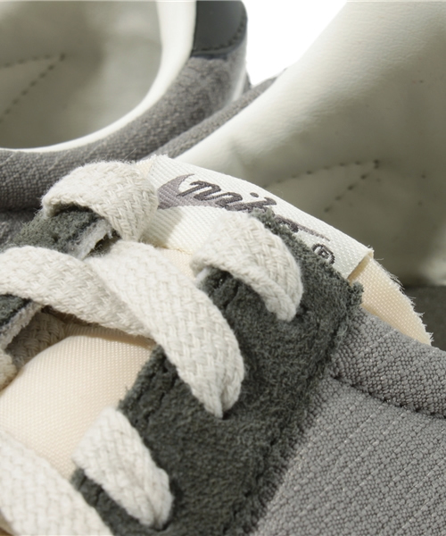 NIKE(ナイキ)の「ナイキ プリモントリオール レーサー NIKE PRE MONTREAL RACER M(スニーカー・メンズ・カーキ/ネイビー・27cm/26.5cm/27.5cm/28cm/28.5cm)」の8枚目の写真