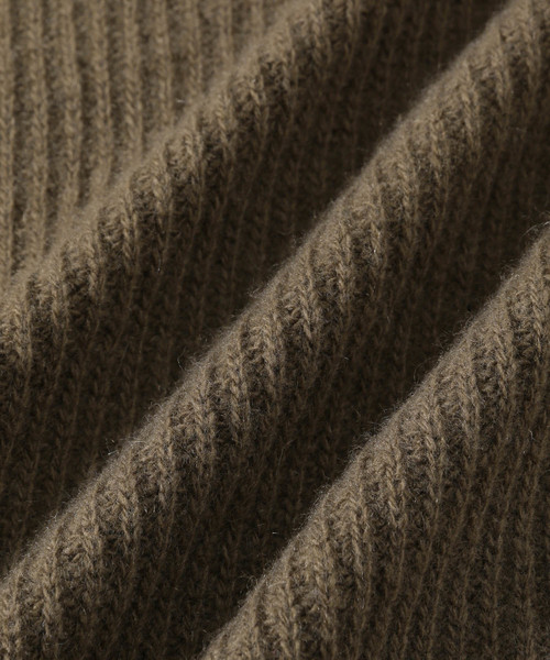 ADAM ET ROPE'(アダムエロペ)の「ウールカシミヤ片畦ニットプルオーバー(ニット/セーター・メンズ・チャコールグレー/モスグリーン/マスタード/ワインレッド/ブルー系その他/ブラウン系その他3・M/L)」の22枚目の写真