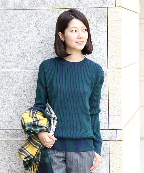 UNITED ARROWS(ユナイテッドアローズ)の「UAW W リブ クルーネック ニット†◇(ニット/セーター・レディース・ライトグレー/オリーブ/ロイヤルブルー/ブラック・フリー)」の3枚目の写真