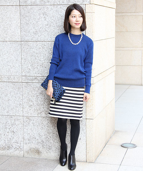 UNITED ARROWS(ユナイテッドアローズ)の「UAW W リブ クルーネック ニット†◇(ニット/セーター・レディース・ライトグレー/オリーブ/ロイヤルブルー/ブラック・フリー)」の16枚目の写真