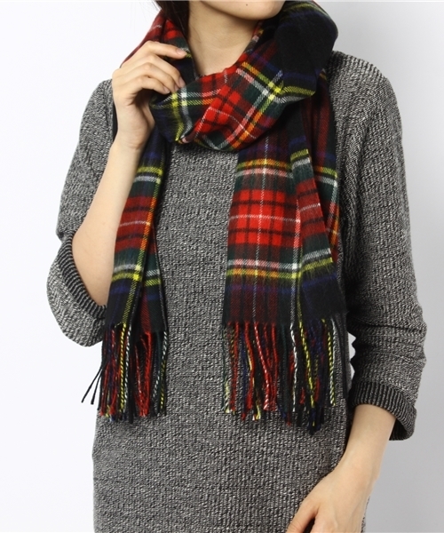 BEAUTY&YOUTH UNITED ARROWS（ビューティーアンドユースユナイテッドアローズ）の「BYSF チェック 60×180ストール ◆（ストール/ショール・レディース・ブラック/レッド/ダークグリーン・フリー）」の4枚目の写真