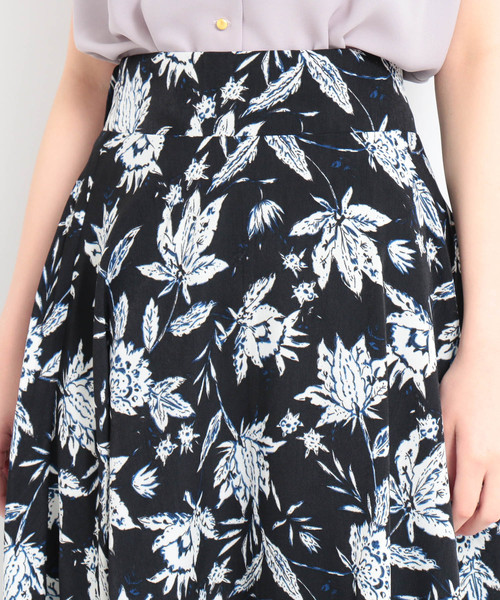 N.（N. Natural Beauty Basic）（エヌエヌナチュラルビューティーベーシック）の「◆フラワーフレアミモレスカート（スカート・レディース・ブラック系その他/グリーン系その他・MEDIUM）」の11枚目の写真