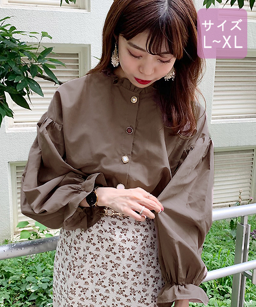 apres jour（アプレジュール）の「【大きいサイズ】フリル襟イロイロボタンブラウス【ZOZOTOWN限定アイテム】（シャツ/ブラウス・レディース・ブラック/オフホワイト/モカ/ラベンダー・X-LARGE）」の5枚目の写真