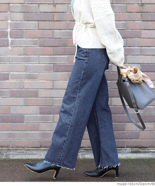 coca(coca)(コカ)の「ハイウエストカットオフデニムパンツ(デニムパンツ・レディース・ブルー・S/M/L)」の11枚目の写真