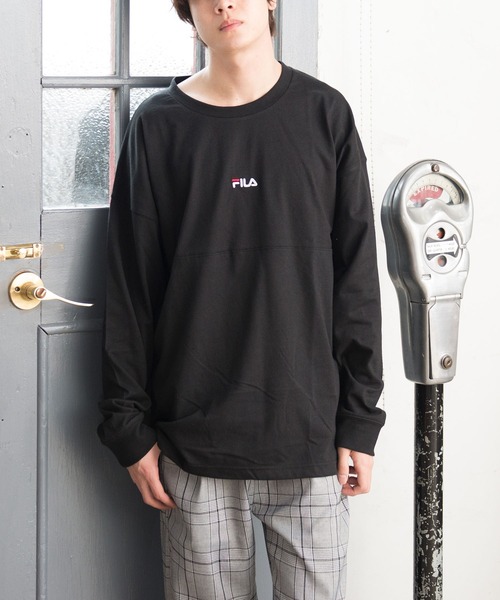 FILA(フィラ)の「【FILA/フィラ】バックプリントビッグシルエット Tシャツ ロゴプリント ロンT 長袖Tシャツ(Tシャツ/カットソー・メンズ・ブルーグレー/ブラック/ホワイト・M/L/LL)」の3枚目の写真