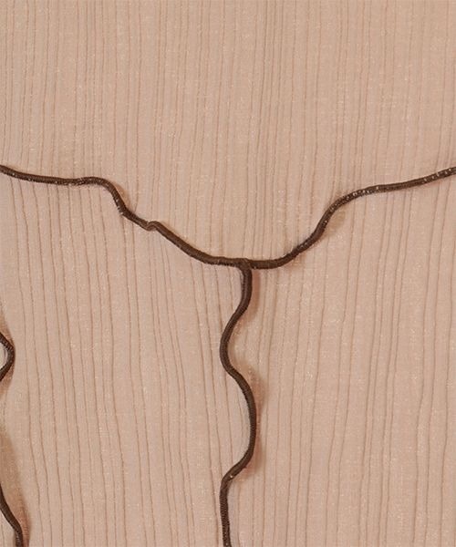 Candy Stripper（キャンディストリッパー）の「SEE THROUGH WAVY RIB トップス（Tシャツ/カットソー・レディース・ブラック/ベージュ/オフホワイト・2）」の8枚目の写真