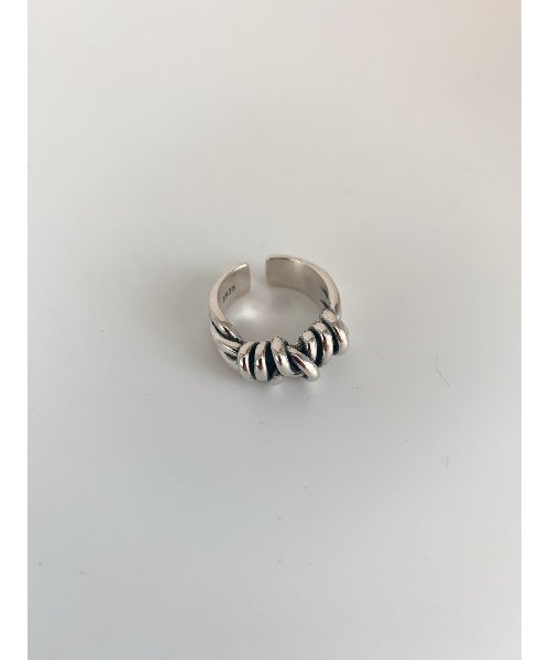 mou（モウ）の「S925変形結びリング（リング・レディース・シルバー・FREE）」の11枚目の写真