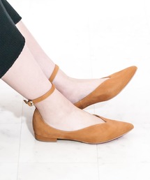 Limit till 2359（リミットティルリミットティルトゥエンティスリーフィフティナイン）の「Limit till 2359 リミットティル2359 ネックストラップポインテッドストラップフラットパンプス（パンプス）」