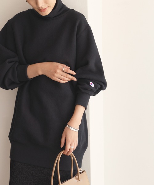 Champion(チャンピオン)の「REVERSE WEAVE HIGH NECK(スウェット・レディース・ブラック/オフホワイト/ダークブラウン/ベージュ・FREE)」の19枚目の写真