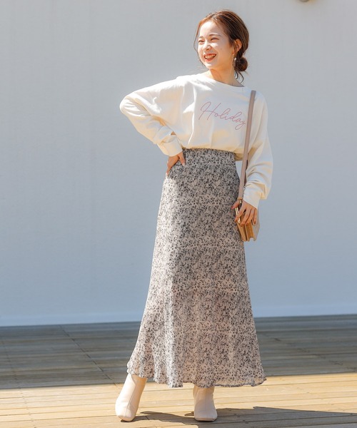Chico(チコ)の「小花柄プリーツフレアスカート/シアーフレアスカート(スカート・レディース・ライトベージュ/ブラック/ブラウン・FREE)」の16枚目の写真