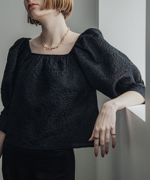 ACCL（エーシーシーエル）の「アートピケボリュームブラウス（シャツ/ブラウス・レディース・ホワイト/ブラック・FREE）」の3枚目の写真