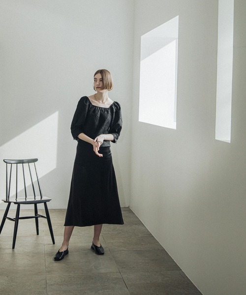 ACCL（エーシーシーエル）の「アートピケボリュームブラウス（シャツ/ブラウス・レディース・ホワイト/ブラック・FREE）」の11枚目の写真