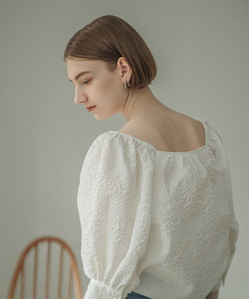 ACCL（エーシーシーエル）の「アートピケボリュームブラウス（シャツ/ブラウス・レディース・ホワイト/ブラック・FREE）」の16枚目の写真