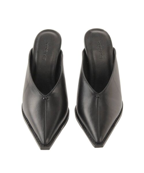 EMODA（エモダ）の「Vカットポインテッドヒール（サンダル・レディース・ホワイト/ブラック・SMALL/MEDIUM/LARGE）」の15枚目の写真