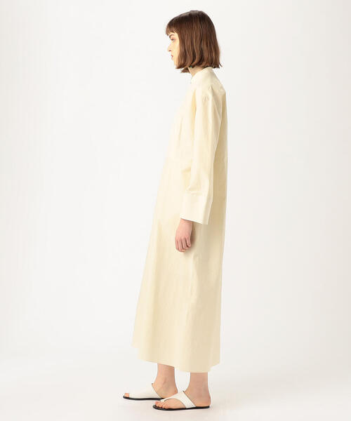 TOMORROWLAND （トゥモローランド）の「タッサーピケ ボザムシャツワンピース（ワンピース・レディース・ネイビー/イエロー/ライトベージュ・36）」の4枚目の写真