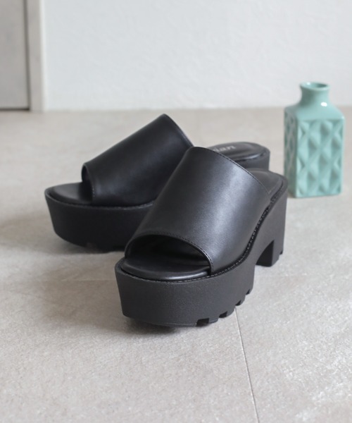 VIVIAN(ヴィヴィアン)の「厚底ミュールサンダル(サンダル・レディース・ブラック/ホワイト・S/M/L/LL)」の8枚目の写真