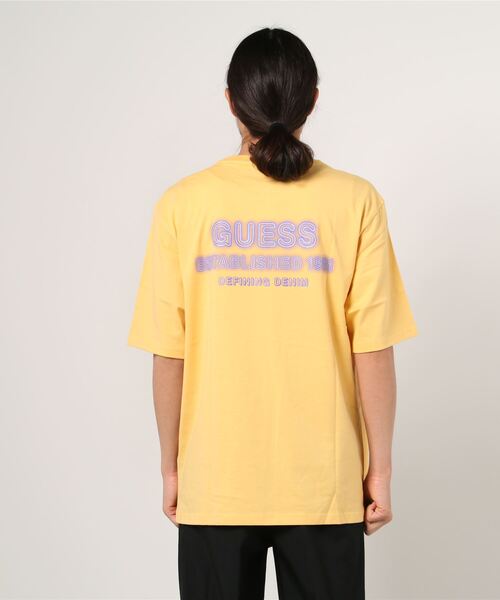 Guess（ゲス）の「Small Triangle Logo Tee（Tシャツ/カットソー・メンズ・ホワイト/ブラック/イエロー/ブルー・MEDIUM/LARGE/X-LARGE）」の13枚目の写真